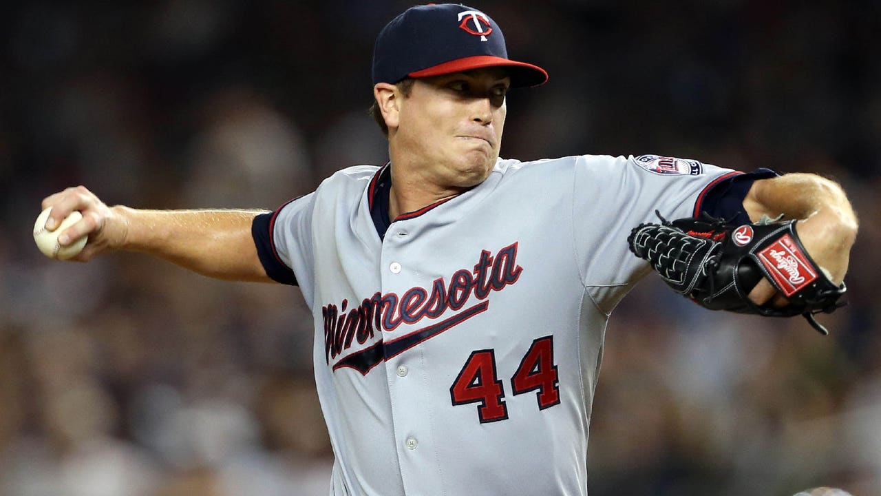 Yankees hand Twins wild 8-7 loss in extra innings
